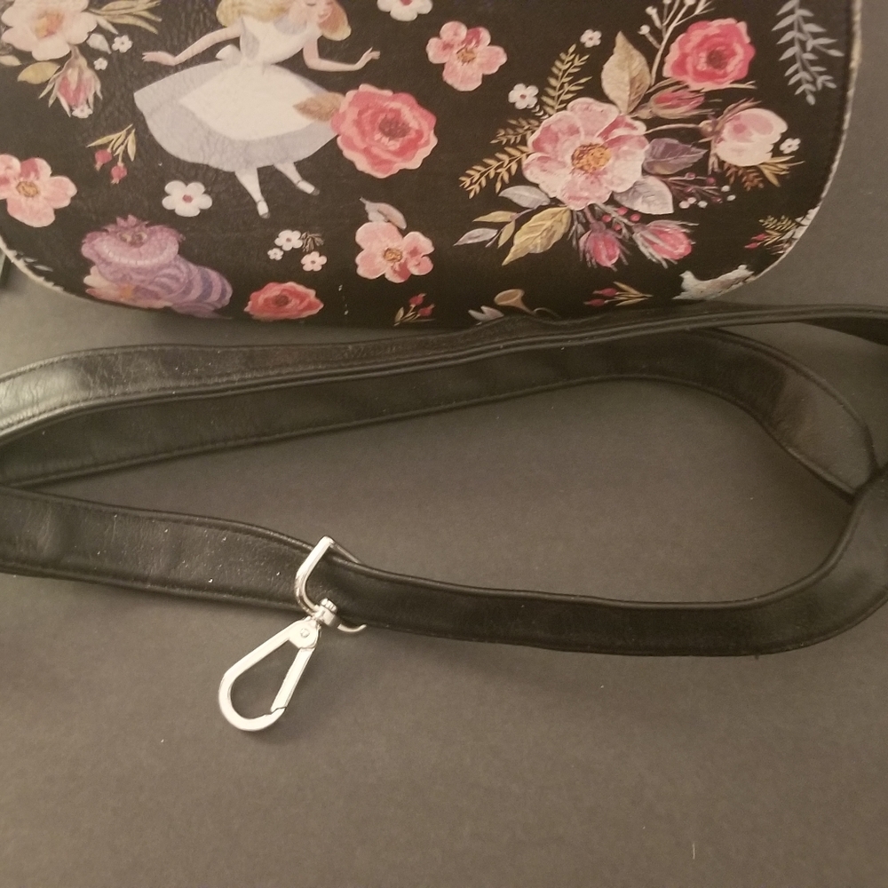 FINAL PRICE Loungefly Disney Alice in Wonderland bag - Picture 2 of 15